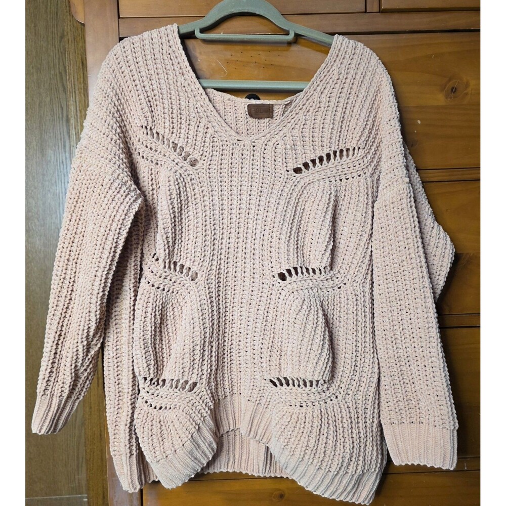 Pol Chunky Knit Sweater Size Small Distressed Peach V Neck Oversized Soft